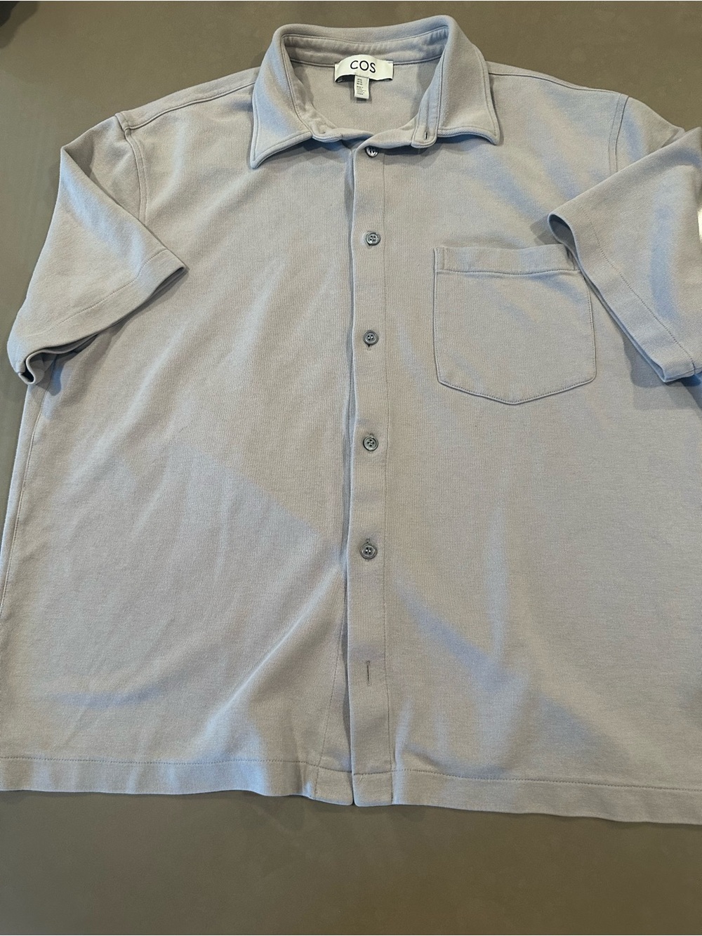 COS Men's Light Gray Short-Sleeve Button-Up Shirt